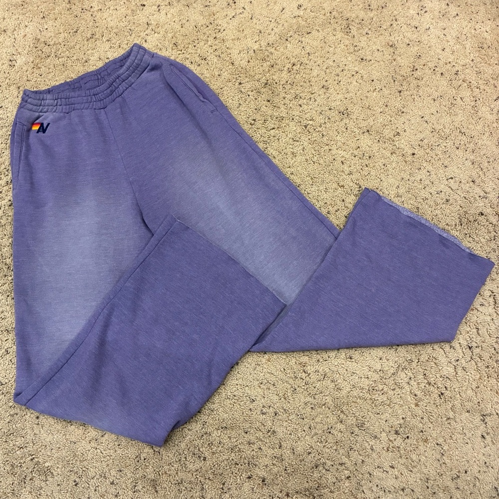 Aviator Nation Essential Wide Leg Pocket Sweatpant - SZ Small in Faded Grape - Picture 2 of 2